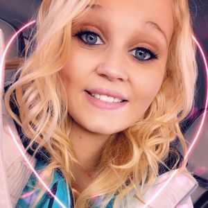 Meet your Posher, Tesa